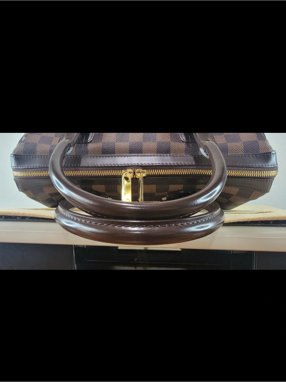 •LOUIS VUITTON• damier ebene berkeley handbag